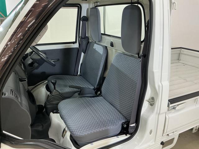 ハイゼットトラックスペシャル　５速ＭＴ車　４ＷＤ　ラジオデッキ　３方開５速ＭＴ車　４ＷＤ　ラジオデッキ　３方開　ドアバイザー　スペアキー有り　マニュアルエアコン　ヘッドライトレべライザー　シガーソケット　スペアタイヤ　バッテリーカバー　ラバーマット　パワーステアリング（京都府）の中古車