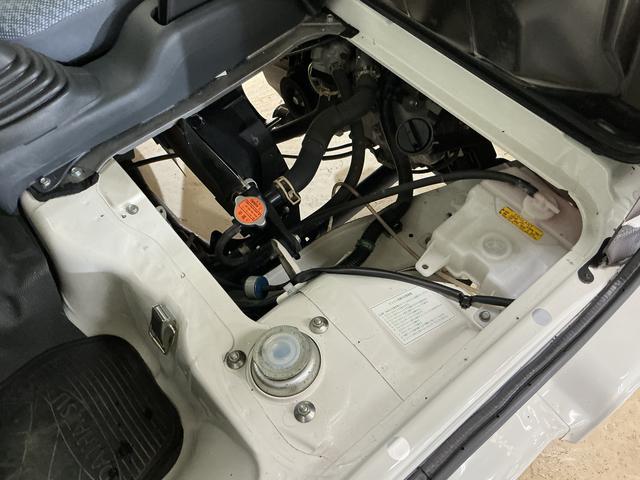 ハイゼットトラックスペシャル　５速ＭＴ車　４ＷＤ　ラジオデッキ　３方開５速ＭＴ車　４ＷＤ　ラジオデッキ　３方開　ドアバイザー　スペアキー有り　マニュアルエアコン　ヘッドライトレべライザー　シガーソケット　スペアタイヤ　バッテリーカバー　ラバーマット　パワーステアリング（京都府）の中古車