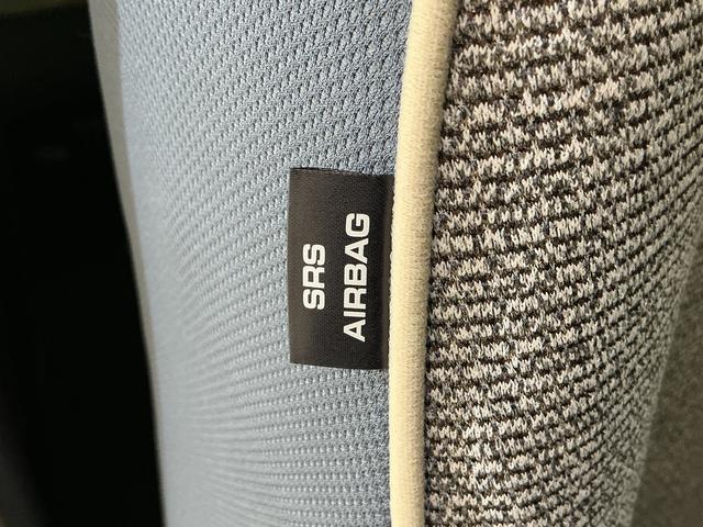 ムーヴキャンバスストライプスＧ　届出済み未使用車　バックカメラ　電動スライド届出済み未使用車　バックカメラ　両側電動スライドドア　前後コーナーセンサー　前席シートヒーター　電子パーキング　オートブレーキホールド　オートマチックハイビーム　ホッとカップホルダー　ＵＳＢ（京都府）の中古車