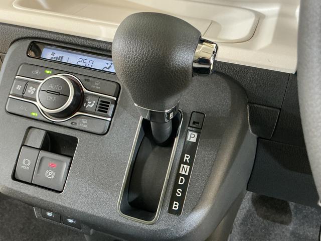 ムーヴキャンバスストライプスＧ　届出済み未使用車　バックカメラ　電動スライド届出済み未使用車　バックカメラ　両側電動スライドドア　前後コーナーセンサー　前席シートヒーター　電子パーキング　オートブレーキホールド　オートマチックハイビーム　ホッとカップホルダー　ＵＳＢ（京都府）の中古車