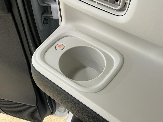 ムーヴキャンバスストライプスＧ　届出済み未使用車　バックカメラ　電動スライド届出済み未使用車　バックカメラ　両側電動スライドドア　前後コーナーセンサー　前席シートヒーター　電子パーキング　オートブレーキホールド　オートマチックハイビーム　ホッとカップホルダー　ＵＳＢ（京都府）の中古車