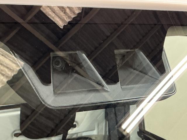 ハイゼットトラックスタンダード　ワンオーナー　４ＷＤ　ＣＶＴ車　ラジオデッキワンオーナー　４ＷＤ　ＣＶＴ車　ラジオデッキ　リアコーナーセンサー　オートマチックハイビーム　３方開　横滑り防止装置　オートライト　マニュアルエアコン　スマートアシスト　ヘッドライトレべライザー（京都府）の中古車