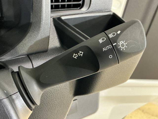 ハイゼットトラックスタンダード　ワンオーナー　４ＷＤ　ＣＶＴ車　ラジオデッキワンオーナー　４ＷＤ　ＣＶＴ車　ラジオデッキ　リアコーナーセンサー　オートマチックハイビーム　３方開　横滑り防止装置　オートライト　マニュアルエアコン　スマートアシスト　ヘッドライトレべライザー（京都府）の中古車