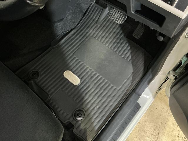 ムーヴキャンバスＧブラックインテリアリミテッド　ＳＡIII　ナビ　ドラレコナビ　フルセグチューナー　ブルートゥース対応　パノラマモニター　社外ドライブレコーダー　スマートアシストＩＩＩ　プッシュボタンエンジンスタート　両側リヤパワースライドドア　ＬＥＤヘッドライト　ＡＢＳ（京都府）の中古車