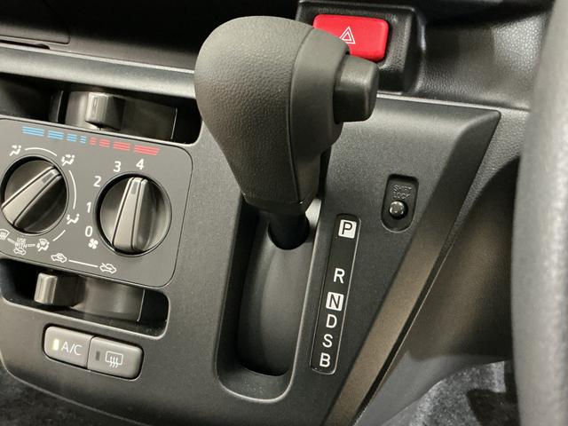 ミライースＬ　ＳＡIII　コーナーセンサー　オートマチックハイビーム前後コーナーセンサー　オートマチックハイビーム　アイドリングストップ　横滑り防止装置　オートライト　キーレスエントリー　スペアキー有り　ヘッドライトレべライザー　マニュアルエアコン　１２Ｖ電源ソケット（京都府）の中古車