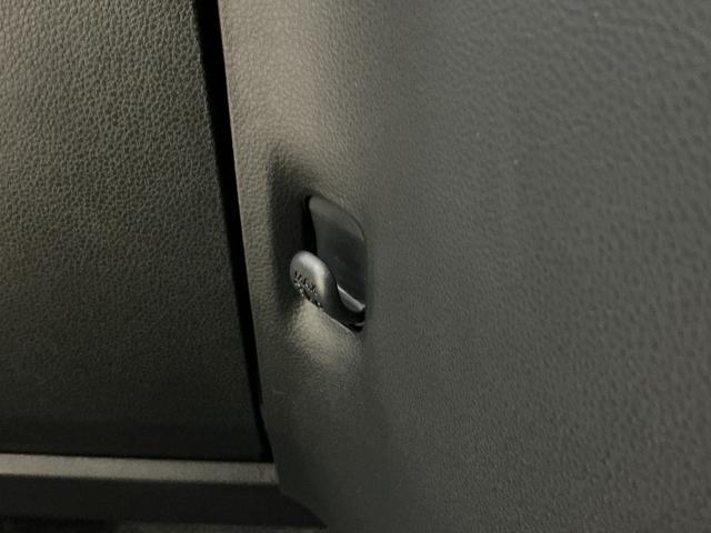 ミライースＬ　ＳＡIII　コーナーセンサー　オートマチックハイビーム前後コーナーセンサー　オートマチックハイビーム　アイドリングストップ　横滑り防止装置　オートライト　キーレスエントリー　スペアキー有り　ヘッドライトレべライザー　マニュアルエアコン　１２Ｖ電源ソケット（京都府）の中古車