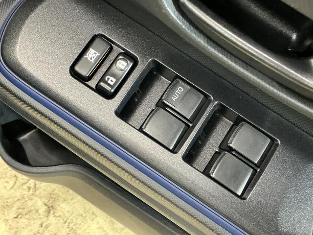 アクアS ナビ フルセグチューナー ブルートゥース対応 ETCナビ フルセグチューナー ブルートゥース対応 ETC プッシュボタンエンジンスタート オートエアコン 電動格納式ドアミラー ホイールキャップ フォグランプ オートライト バイザー カーペットマット(京都府)の中古車