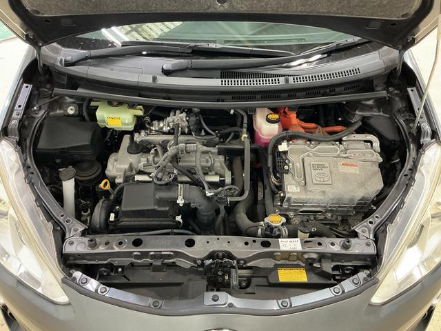 アクアS ナビ フルセグチューナー ブルートゥース対応 ETCナビ フルセグチューナー ブルートゥース対応 ETC プッシュボタンエンジンスタート オートエアコン 電動格納式ドアミラー ホイールキャップ フォグランプ オートライト バイザー カーペットマット(京都府)の中古車