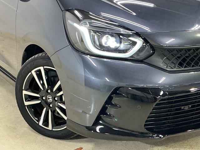 フィットｅ：ＨＥＶ　ＲＳ　ナビ　バックカメラ　ＥＴＣナビ　バックカメラ　ＥＴＣ　フルセグチューナー　ブルートゥース対応　クルーズコントロール　アルミホイール　ＬＥＤヘッドライト　オートライト　オートエアコン　プッシュボタンエンジンスタート　ＡＢＳ（京都府）の中古車