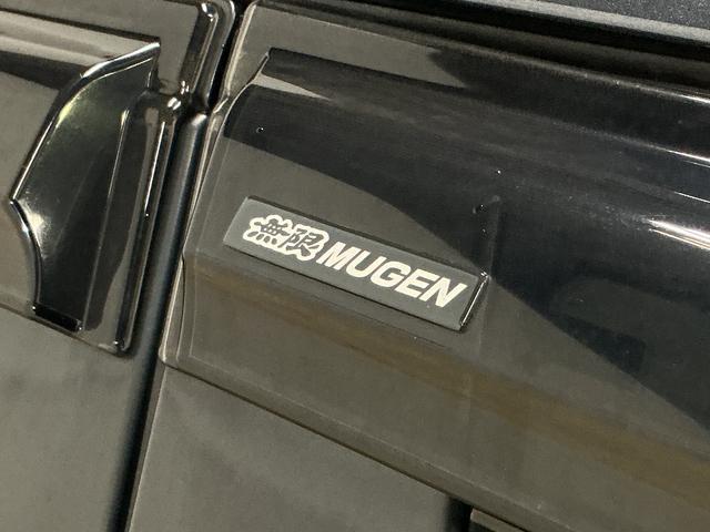 フィットｅ：ＨＥＶ　ＲＳ　ナビ　バックカメラ　ＥＴＣナビ　バックカメラ　ＥＴＣ　フルセグチューナー　ブルートゥース対応　クルーズコントロール　アルミホイール　ＬＥＤヘッドライト　オートライト　オートエアコン　プッシュボタンエンジンスタート　ＡＢＳ（京都府）の中古車