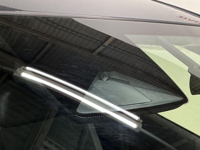 フィットｅ：ＨＥＶ　ＲＳ　ナビ　バックカメラ　ＥＴＣナビ　バックカメラ　ＥＴＣ　フルセグチューナー　ブルートゥース対応　クルーズコントロール　アルミホイール　ＬＥＤヘッドライト　オートライト　オートエアコン　プッシュボタンエンジンスタート　ＡＢＳ（京都府）の中古車