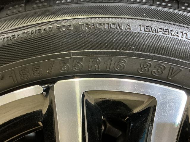 フィットｅ：ＨＥＶ　ＲＳ　ナビ　バックカメラ　ＥＴＣナビ　バックカメラ　ＥＴＣ　フルセグチューナー　ブルートゥース対応　クルーズコントロール　アルミホイール　ＬＥＤヘッドライト　オートライト　オートエアコン　プッシュボタンエンジンスタート　ＡＢＳ（京都府）の中古車