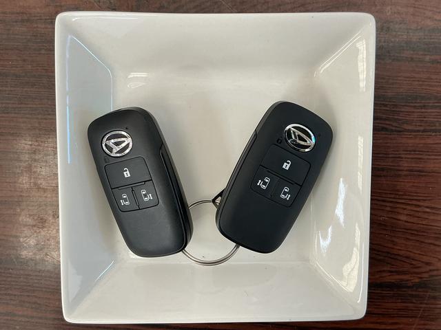 タントＸ　バックカメラ　両側電動スライドドア　ＵＳＢチャージャーバックカメラ　両側電動スライドドア　前後コーナーセンサー　前席シートヒーター　電子パーキング　オートブレーキホールド　オートマチックハイビーム　プッシュスタート　ＵＳＢチャージャー　スマートキー（京都府）の中古車