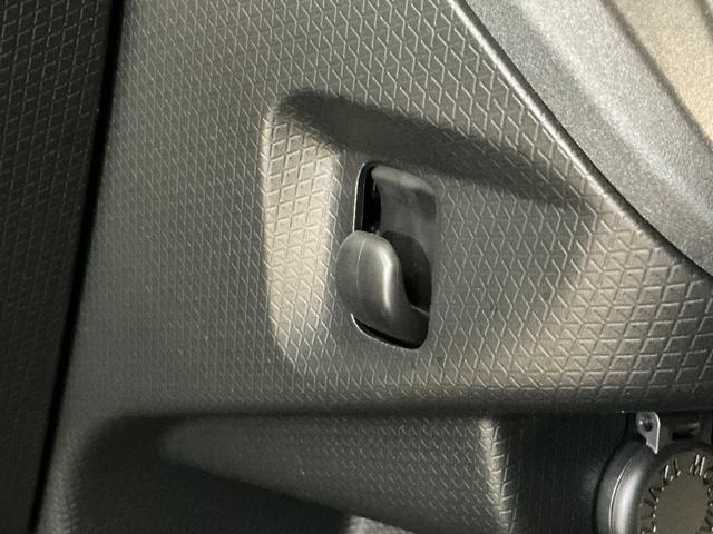 タントＸ　バックカメラ　両側電動スライドドア　ＵＳＢチャージャーバックカメラ　両側電動スライドドア　前後コーナーセンサー　前席シートヒーター　電子パーキング　オートブレーキホールド　オートマチックハイビーム　プッシュスタート　ＵＳＢチャージャー　スマートキー（京都府）の中古車