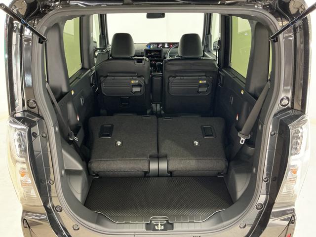 タントカスタムＸ　届出済み未使用車　４ＷＤ　パノラマモニター届出済み未使用車　４ＷＤ　全周囲カメラ　両側電動スライドドア　前席シートヒーター　前後コーナーセンサー　電子パーキング　オートブレーキホールド　オートマチックハイビーム　１４インチ純正アルミホイール（京都府）の中古車