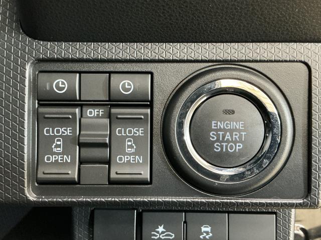 タントカスタムＸ　届出済み未使用車　４ＷＤ　パノラマモニター届出済み未使用車　４ＷＤ　全周囲カメラ　両側電動スライドドア　前席シートヒーター　前後コーナーセンサー　電子パーキング　オートブレーキホールド　オートマチックハイビーム　１４インチ純正アルミホイール（京都府）の中古車