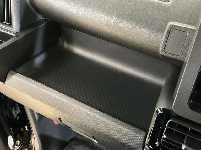 タントカスタムＸ　届出済み未使用車　４ＷＤ　パノラマモニター届出済み未使用車　４ＷＤ　全周囲カメラ　両側電動スライドドア　前席シートヒーター　前後コーナーセンサー　電子パーキング　オートブレーキホールド　オートマチックハイビーム　１４インチ純正アルミホイール（京都府）の中古車