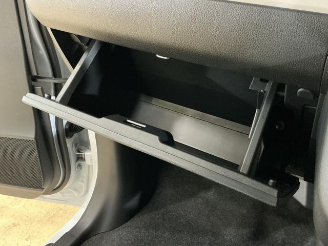 ムーヴキャンバスストライプスＧ　届出済み未使用車　バックカメラ　電動スライド届出済み未使用車　バックカメラ　両側電動スライドドア　前後コーナーセンサー　前席シートヒーター　電子パーキング　オートブレーキホールド　オートマチックハイビーム　ホッとカップホルダー　スマートキー（京都府）の中古車