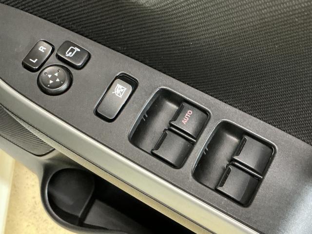 ソリオハイブリッドＭＺ　ナビ　全周囲カメラ　ＥＴＣ　ドラレコナビ　全周囲カメラ　ＥＴＣ　ドライブレコーダー　フルセグチューナー　ブルートゥース対応　両側リヤパワースライドドア　プッシュボタンエンジンスタート　アルミホイール　オートエアコン　オートライト　ＡＢＳ（京都府）の中古車