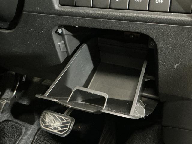 ソリオハイブリッドＭＺ　ナビ　全周囲カメラ　ＥＴＣ　ドラレコナビ　全周囲カメラ　ＥＴＣ　ドライブレコーダー　フルセグチューナー　ブルートゥース対応　両側リヤパワースライドドア　プッシュボタンエンジンスタート　アルミホイール　オートエアコン　オートライト　ＡＢＳ（京都府）の中古車