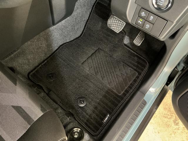 タフトGターボ クロムベンチャー スマートアシスト シートヒーターターボ スマートアシスト LEDヘッドライト アダプティブクルーズコントロール プッシュボタンエンジンスタート アルミホイール コーナーセンサー オートエアコン シートヒーター アイドリングストップ(京都府)の中古車