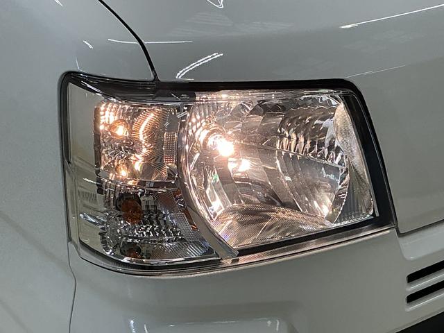 ハイゼットカーゴDX 4WD スマートアシスト オートライト コーナーセンサ4WD スマートアシスト キーレスリモコン オートライト コーナーセンサー スチールホイール マニュアルエアコン フロントパワーウインド リヤワイパー アイドリングストップ パワステ ABS(京都府)の中古車