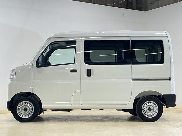 ハイゼットカーゴDX 4WD スマートアシスト オートライト コーナーセンサ4WD スマートアシスト キーレスリモコン オートライト コーナーセンサー スチールホイール マニュアルエアコン フロントパワーウインド リヤワイパー アイドリングストップ パワステ ABS(京都府)の中古車