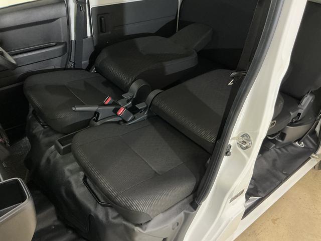 ハイゼットカーゴDX 4WD スマートアシスト オートライト コーナーセンサ4WD スマートアシスト キーレスリモコン オートライト コーナーセンサー スチールホイール マニュアルエアコン フロントパワーウインド リヤワイパー アイドリングストップ パワステ ABS(京都府)の中古車