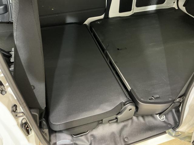 ハイゼットカーゴDX 4WD スマートアシスト オートライト コーナーセンサ4WD スマートアシスト キーレスリモコン オートライト コーナーセンサー スチールホイール マニュアルエアコン フロントパワーウインド リヤワイパー アイドリングストップ パワステ ABS(京都府)の中古車