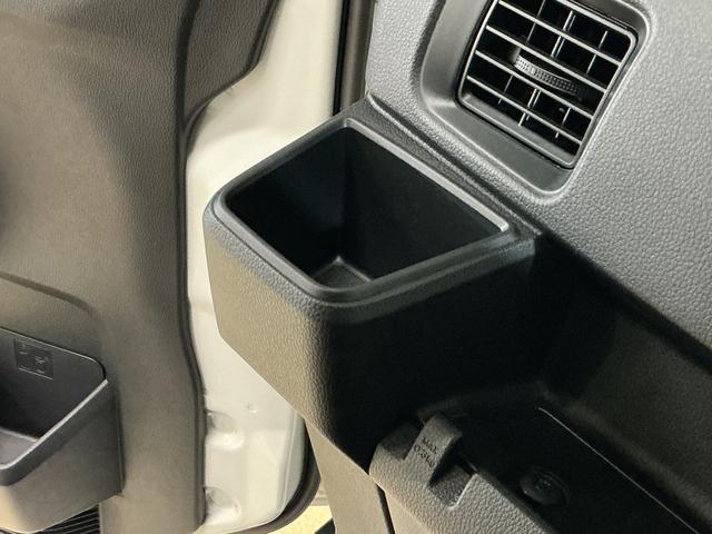 ハイゼットカーゴDX 4WD スマートアシスト オートライト コーナーセンサ4WD スマートアシスト キーレスリモコン オートライト コーナーセンサー スチールホイール マニュアルエアコン フロントパワーウインド リヤワイパー アイドリングストップ パワステ ABS(京都府)の中古車