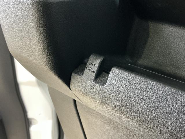 ハイゼットカーゴDX 4WD スマートアシスト オートライト コーナーセンサ4WD スマートアシスト キーレスリモコン オートライト コーナーセンサー スチールホイール マニュアルエアコン フロントパワーウインド リヤワイパー アイドリングストップ パワステ ABS(京都府)の中古車