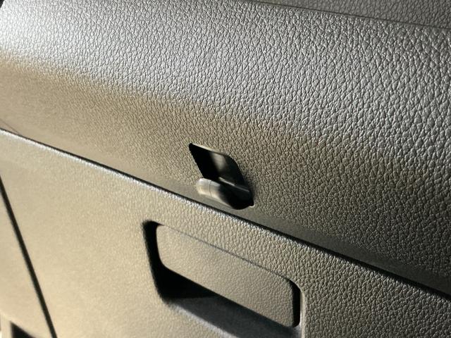 ハイゼットカーゴDX 4WD スマートアシスト オートライト コーナーセンサ4WD スマートアシスト キーレスリモコン オートライト コーナーセンサー スチールホイール マニュアルエアコン フロントパワーウインド リヤワイパー アイドリングストップ パワステ ABS(京都府)の中古車