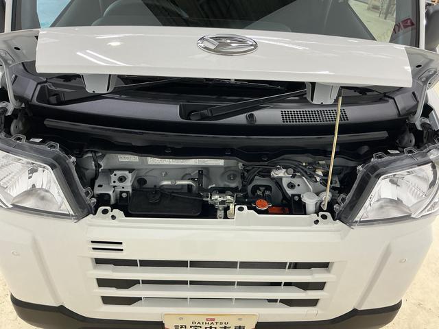 ハイゼットカーゴDX 4WD スマートアシスト オートライト コーナーセンサ4WD スマートアシスト キーレスリモコン オートライト コーナーセンサー スチールホイール マニュアルエアコン フロントパワーウインド リヤワイパー アイドリングストップ パワステ ABS(京都府)の中古車