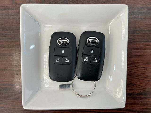 ムーヴキャンバスストライプスＧ　ワンオーナー　バックカメラ　電動スライドドアワンオーナー　バックカメラ　両側電動スライドドア　前後コーナーセンサー　前席シートヒーター　電子パーキング　オートブレーキホールド　オートマチックハイビーム　ホッとカップホルダー　ＵＳＢチャージャー（京都府）の中古車