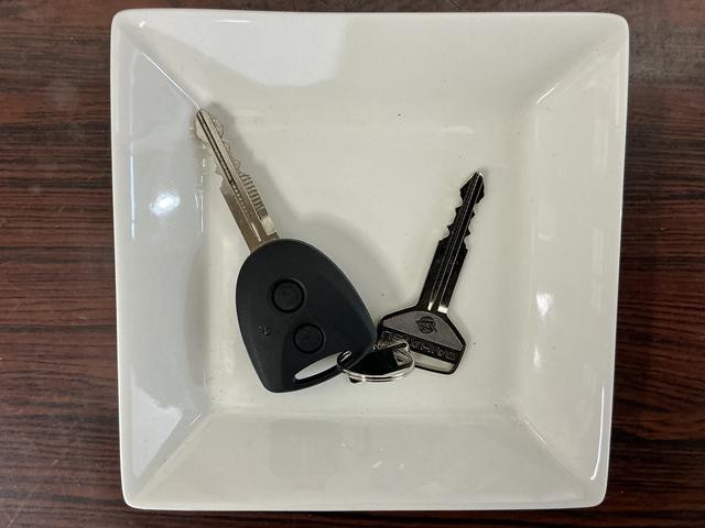 ミライースＸ　ＳＡIII　コーナーセンサー　オートマチックハイビーム前後コーナーセンサー　オートマチックハイビーム　ＬＥＤヘッドライト　横滑り防止装置　盗難防止装置　オートライト　アイドリングストップ　キーレスエントリー　スペアキー有り　マニュアルエアコン　ＵＳＢ（京都府）の中古車