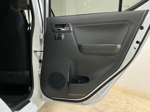 ミライースＸ　ＳＡIII　コーナーセンサー　オートマチックハイビーム前後コーナーセンサー　オートマチックハイビーム　ＬＥＤヘッドライト　横滑り防止装置　盗難防止装置　オートライト　アイドリングストップ　キーレスエントリー　スペアキー有り　マニュアルエアコン　ＵＳＢ（京都府）の中古車