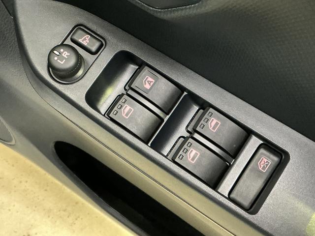 ミライースＸ　ＳＡIII　コーナーセンサー　オートマチックハイビーム前後コーナーセンサー　オートマチックハイビーム　ＬＥＤヘッドライト　横滑り防止装置　盗難防止装置　オートライト　アイドリングストップ　キーレスエントリー　スペアキー有り　マニュアルエアコン　ＵＳＢ（京都府）の中古車