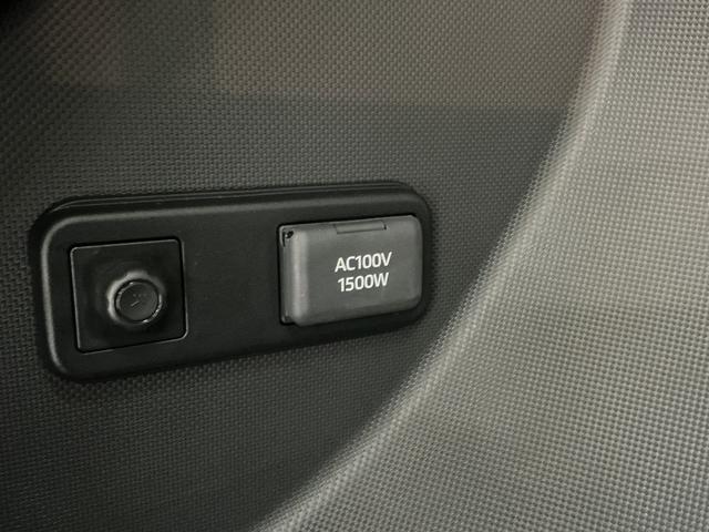 ロッキープレミアムＧ　ＨＥＶ　ワンオーナー　パノラマモニター　ＵＳＢワンオーナー　パノラマモニター　アダプティブクルーズコントロール　ウインドシールドディアイサー　ＡＣ１００Ｖ電源　スマートペダル　ブラインドスポットモニター　前席シートヒーター　前後コーナーセンサー（京都府）の中古車