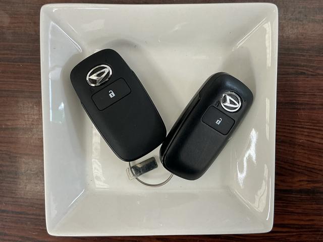 ロッキープレミアムＧ　ＨＥＶ　ワンオーナー　パノラマモニター　ＵＳＢワンオーナー　パノラマモニター　アダプティブクルーズコントロール　ウインドシールドディアイサー　ＡＣ１００Ｖ電源　スマートペダル　ブラインドスポットモニター　前席シートヒーター　前後コーナーセンサー（京都府）の中古車