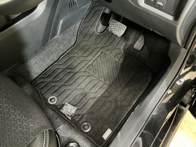 ロッキープレミアムＧ　ＨＥＶ　ワンオーナー　パノラマモニター　ＵＳＢワンオーナー　パノラマモニター　アダプティブクルーズコントロール　ウインドシールドディアイサー　ＡＣ１００Ｖ電源　スマートペダル　ブラインドスポットモニター　前席シートヒーター　前後コーナーセンサー（京都府）の中古車