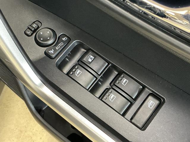 ロッキープレミアムＧ　ＨＥＶ　ワンオーナー　パノラマモニター　ＵＳＢワンオーナー　パノラマモニター　アダプティブクルーズコントロール　ウインドシールドディアイサー　ＡＣ１００Ｖ電源　スマートペダル　ブラインドスポットモニター　前席シートヒーター　前後コーナーセンサー（京都府）の中古車