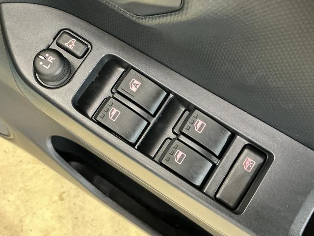 ミライースX SAIII キーレスリモコン LEDヘッドライト ABSスマートアシストIII キーレスリモコン LEDヘッドライト コーナーセンサー オートハイビーム オートライト マニュアルエアコン ホイールキャップ 電動格納式ドアミラー アイドリングストップ ABS(京都府)の中古車