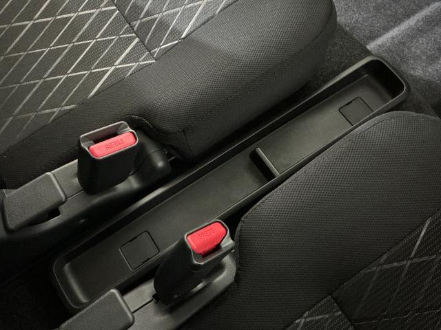 アトレーRS 届出済未使用車 バックカメラ 両側電動スライドドア届出済未使用車 ターボ バックカメラ 両側電動スライドドア アダプティブクルーズコントロール オートマチックハイビーム コーナーセンサー USBチャージャー LEDヘッドライト プッシュスタート(京都府)の中古車