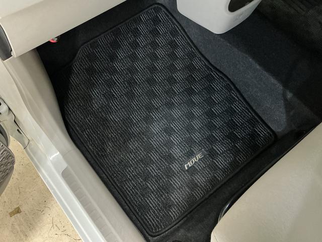 ムーヴＬ　ＳＡII　ワンオーナー　ＣＤオーディオ　ドアバイザーワンオーナー　ＣＤオーディオ　ドアバイザー　キーレスエントリー　スペアキー有り　横滑り防止装置　アイドリングストップ　電動格納ドアミラー　１２Ｖ電源ソケット　カーペットマット　デュアルエアバッグ（京都府）の中古車