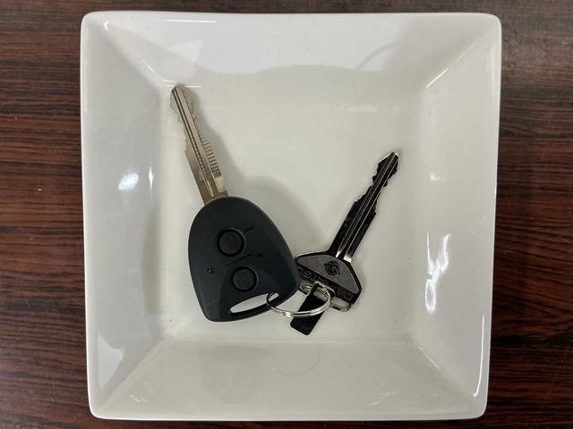 ミライースＸ　ＳＡIII　コーナーセンサー　オートマチックハイビーム前後コーナーセンサー　オートマチックハイビーム　ＬＥＤヘッドライト　オートライト　キーレスエントリー　スペアキー　横滑り防止装置　アイドリングストップ　盗難防止装置　スマートアシスト　電動格納ミラー（京都府）の中古車