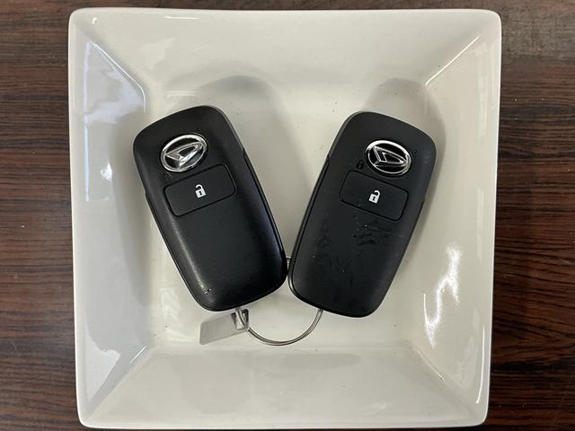 タフトＸターボ　ワンオーナー　バックカメラ　前後コーナーセンサーワンオーナー　バックカメラ　前後コーナーセンサー　スカイフィールトップ　電子パーキング　オートマチックハイビーム　オートブレーキホールド　ＵＳＢチャージャー　ＬＥＤヘッドライト　プッシュスタート（京都府）の中古車