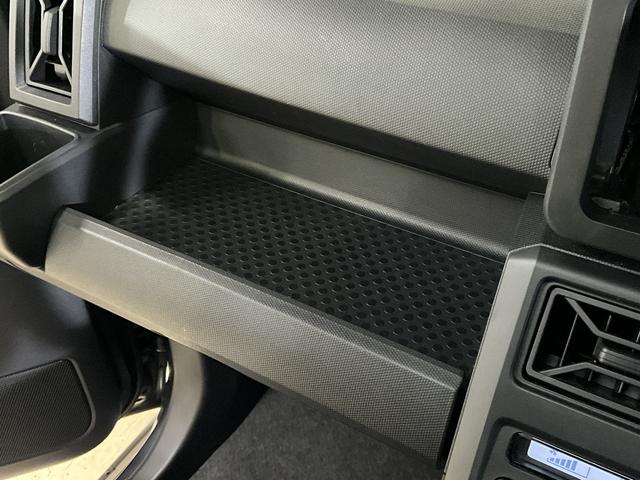 タフトＸターボ　ワンオーナー　バックカメラ　前後コーナーセンサーワンオーナー　バックカメラ　前後コーナーセンサー　スカイフィールトップ　電子パーキング　オートマチックハイビーム　オートブレーキホールド　ＵＳＢチャージャー　ＬＥＤヘッドライト　プッシュスタート（京都府）の中古車