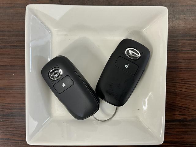 タフトＧ　ダーククロムベンチャー　４ＷＤ　バックカメラ　ＵＳＢ４ＷＤ　バックカメラ　スカイフィールトップ　前席シートヒーター　前後コーナーセンサー　アダプティブクルーズコントロール　電子パーキング　オートマチックハイビーム　オートブレーキホールド　スマートキー（京都府）の中古車