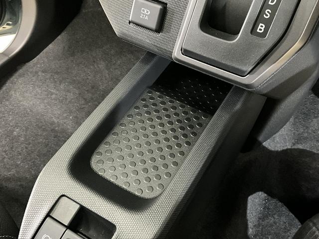 タフトＧ　ダーククロムベンチャー　４ＷＤ　バックカメラ　ＵＳＢ４ＷＤ　バックカメラ　スカイフィールトップ　前席シートヒーター　前後コーナーセンサー　アダプティブクルーズコントロール　電子パーキング　オートマチックハイビーム　オートブレーキホールド　スマートキー（京都府）の中古車