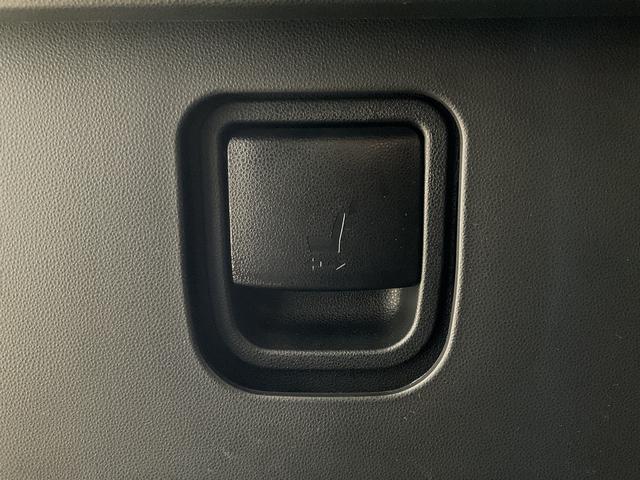 タントカスタムＸスタイルセレクション　パノラマモニター　ＥＴＣパノラマモニター　ＥＴＣ　両側電動スライドドア　ロングスライドシート　前席シートヒーター　コーナーセンサー　ＬＥＤヘッドライト　１４インチ純正アルミホイール　ＵＳＢチャージャー　プッシュスタート（京都府）の中古車